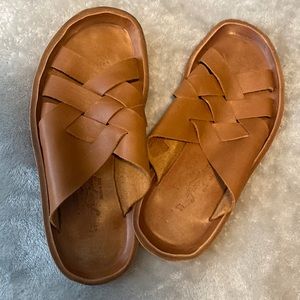 Free People never worn sandals